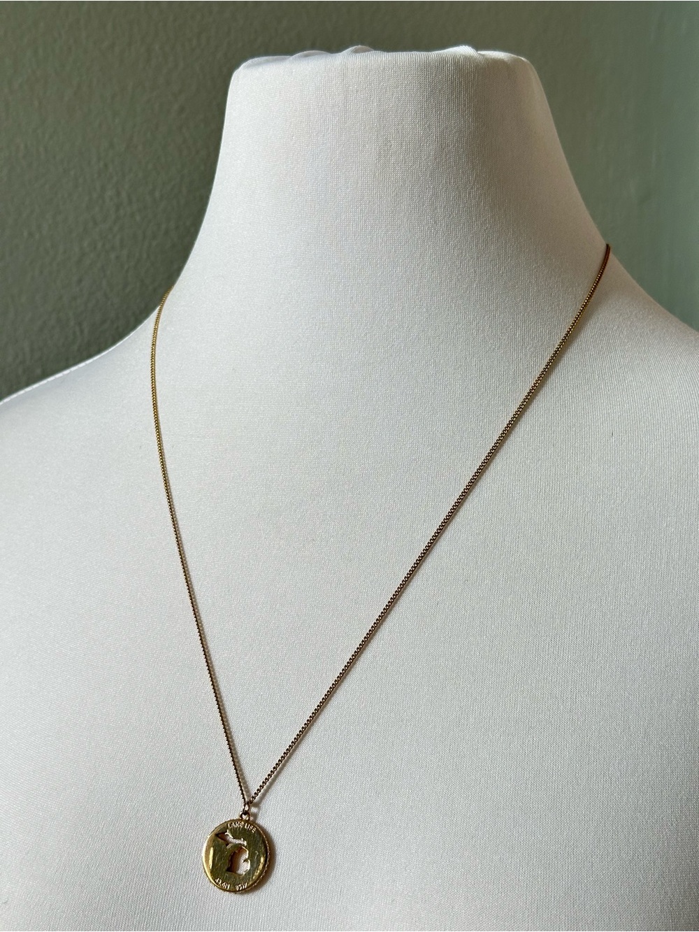 Kate Spade Michigan Lake Life ‘State of Mind’ Gold Plate Necklace Summer Style